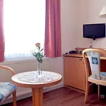 فندق Am Stadthaus 3*