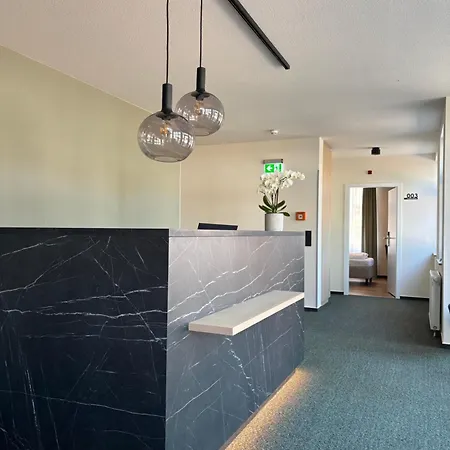 Hotel Am Stadthaus 3*