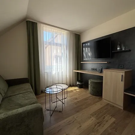 Hotel Am Stadthaus 3*