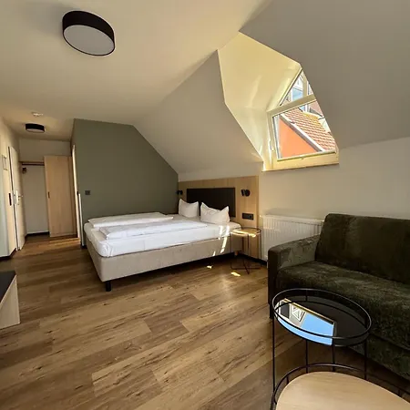 Hotel Am Stadthaus 3*