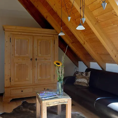 Am Stadthaus 3*