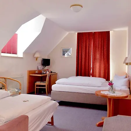 Am Stadthaus Hotel Neuenburg am Rhein